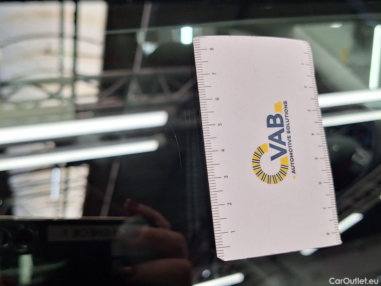  Mercedes  GLA Mercedes,  '20, Mercedes-Benz   200 d Business Solution 5d #26