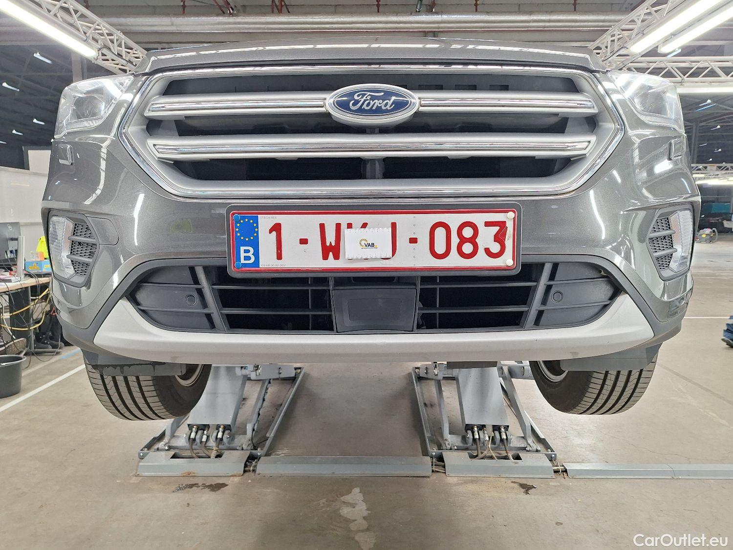  Ford  Kuga Ford,  FL'16, Ford  1.5 TDCi 4x2 88kW Business Class 5d #84