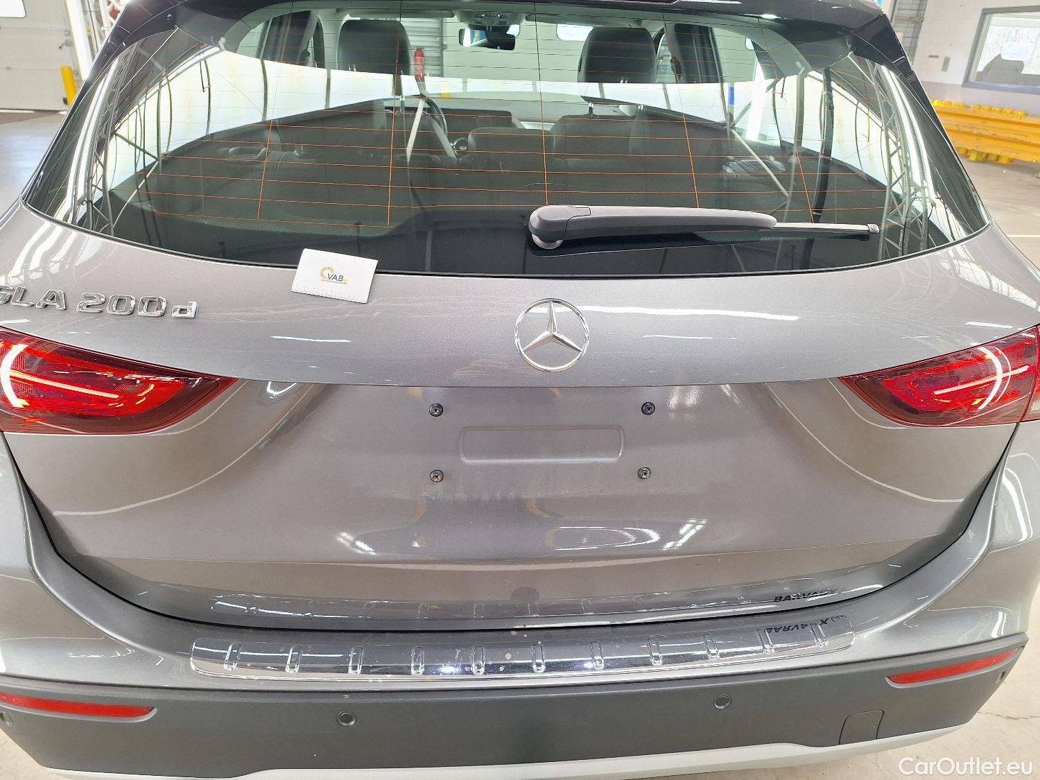  Mercedes  GLA Mercedes,  '20, Mercedes-Benz   200 d Business Solution 5d #30