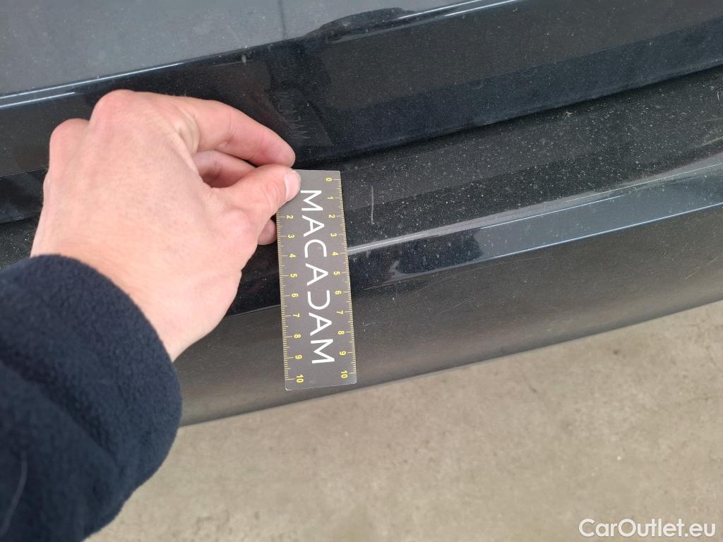  Mercedes  A-Klasse MERCEDES-BENZ Classe A Compact / 2018 / 5P / Berline A 180 Business Line #16