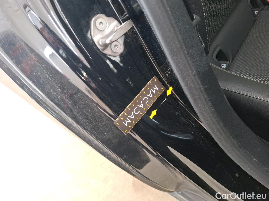  Mercedes  A-Klasse MERCEDES-BENZ Classe A Compact / 2018 / 5P / Berline A 180 Business Line #56