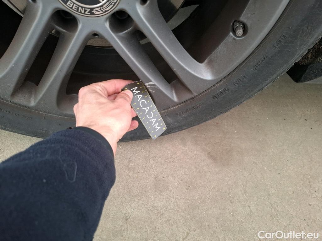  Mercedes  A-Klasse MERCEDES-BENZ Classe A Compact / 2018 / 5P / Berline A 180 Business Line #67