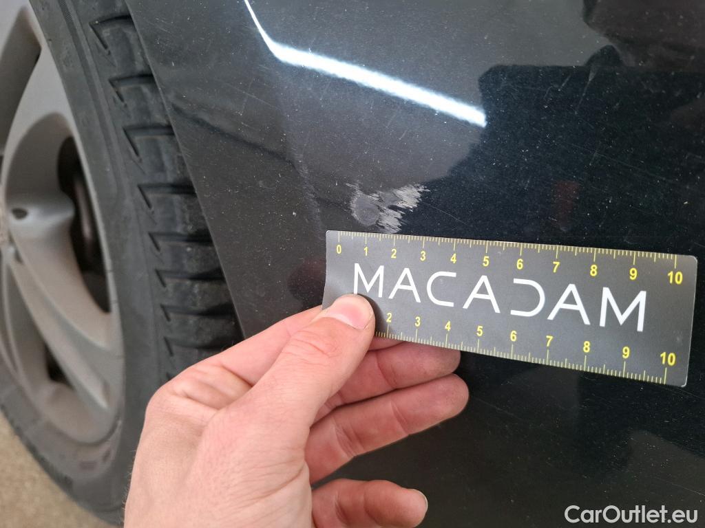  Mercedes  A-Klasse MERCEDES-BENZ Classe A Compact / 2018 / 5P / Berline A 180 Business Line #11