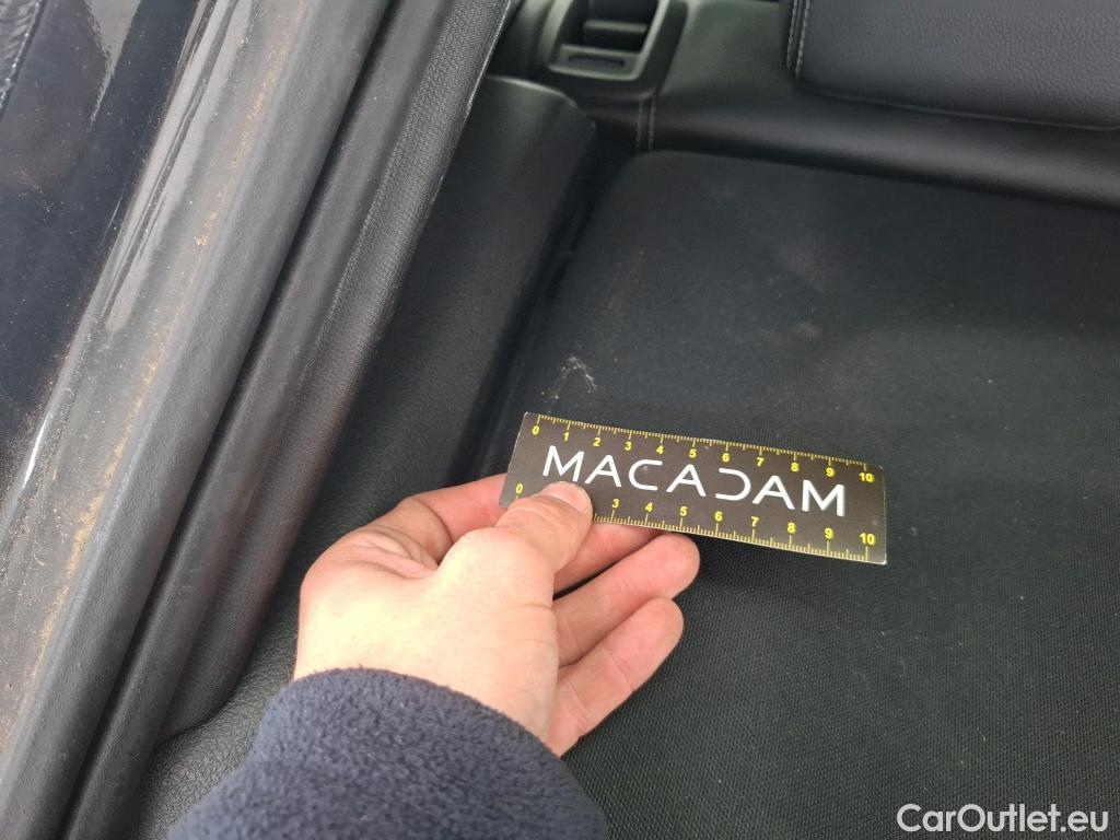  Mercedes  A-Klasse MERCEDES-BENZ Classe A Compact / 2018 / 5P / Berline A 180 Business Line #40