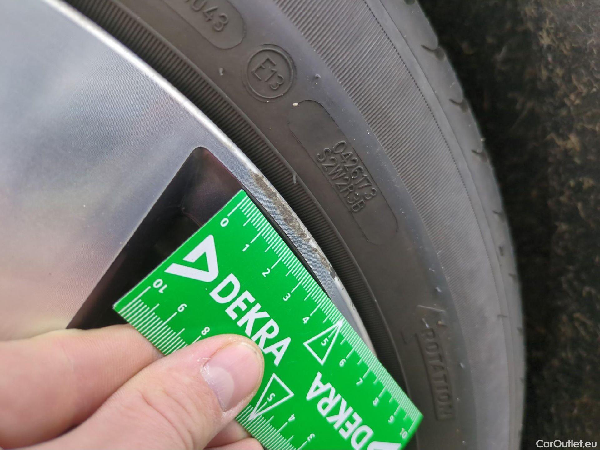  Renault  Megane  IV Berline 5 ptes. Techno 1.5 dCi 115CV BVA7 E6d #12