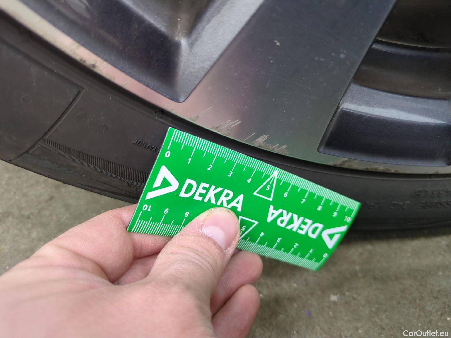  Renault  Megane  IV Berline 5 ptes. Techno 1.5 dCi 115CV BVA7 E6d #16