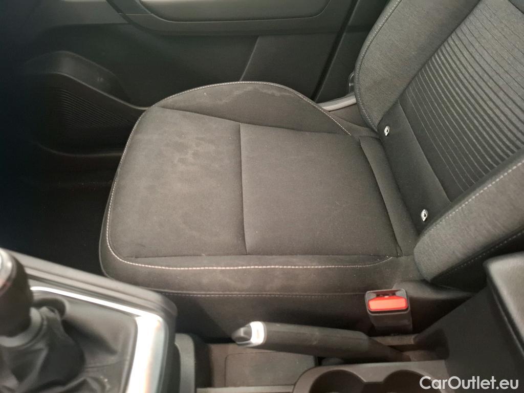  Renault  Captur  II Business 1.5 dCi 115CV BVM6 E6dT #52