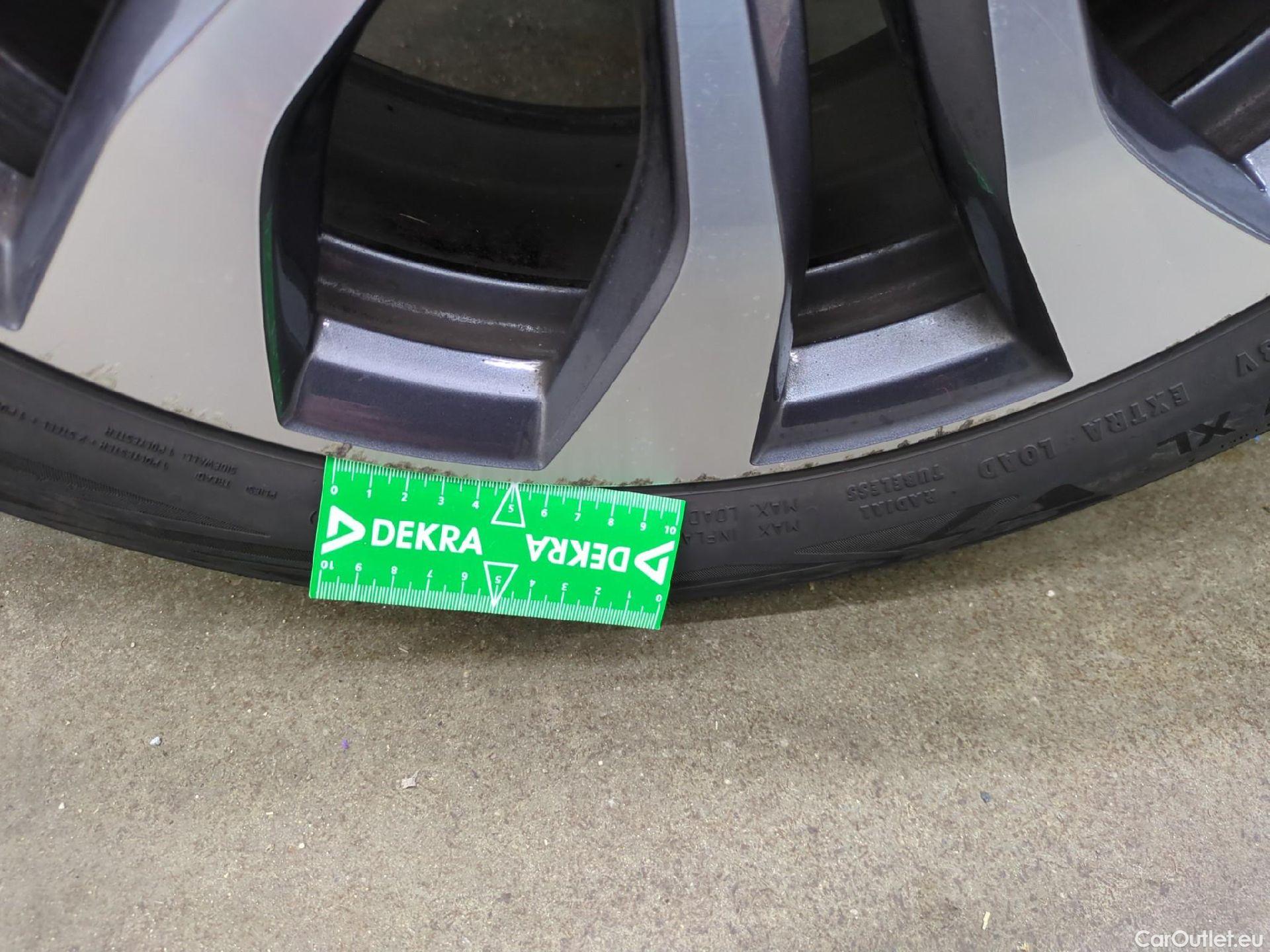  Renault  Megane  IV Berline 5 ptes. Techno 1.5 dCi 115CV BVA7 E6d #17