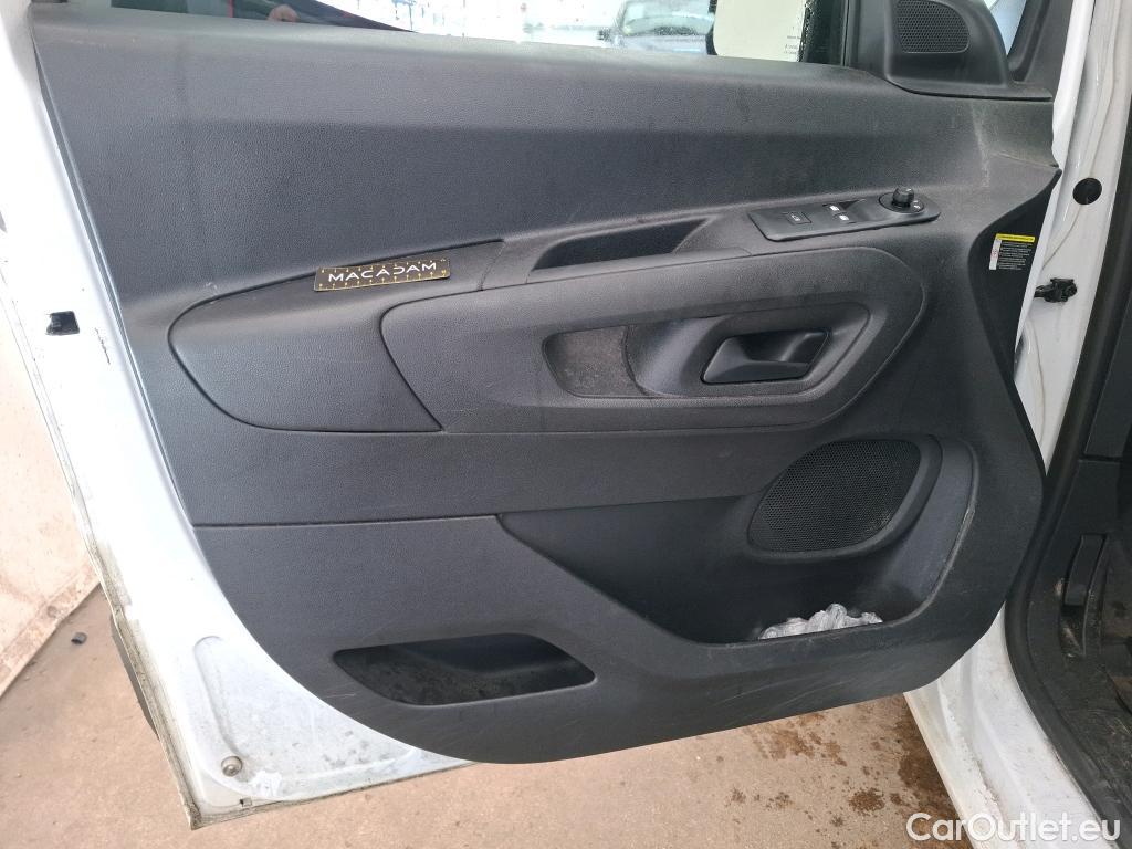  Citroen  Berlingo  Fourgon Club M 650 1.5 BlueHDi 100CV BVM6 E6d #38