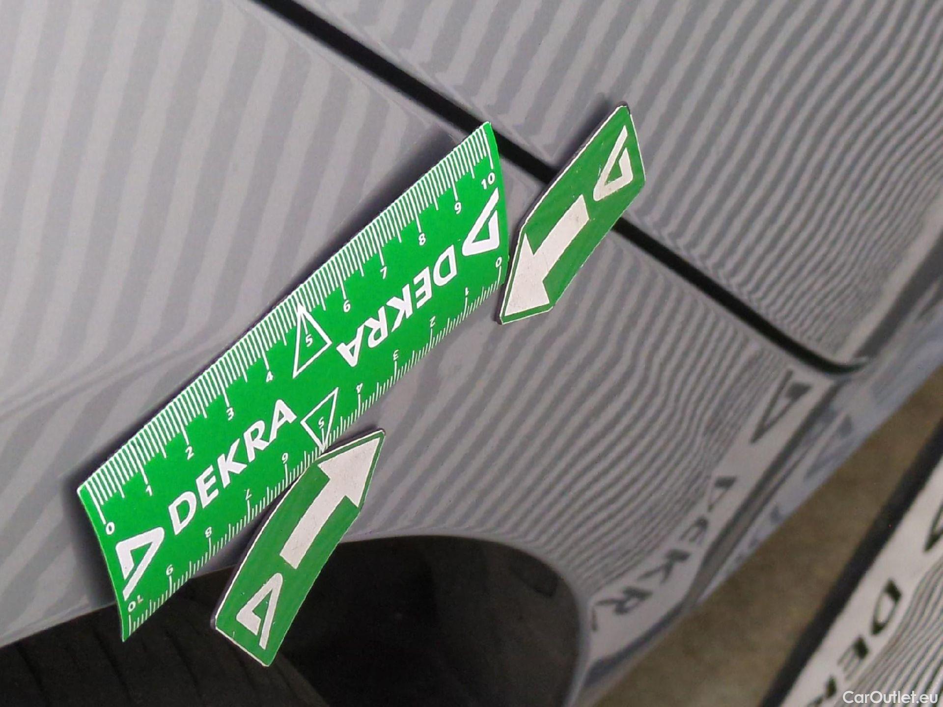  Renault  Megane  IV Berline 5 ptes. Techno 1.5 dCi 115CV BVA7 E6d #24