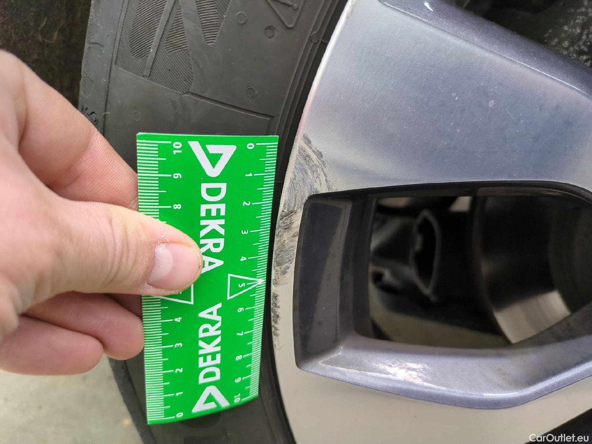  Renault  Megane  IV Berline 5 ptes. Techno 1.5 dCi 115CV BVA7 E6d #19