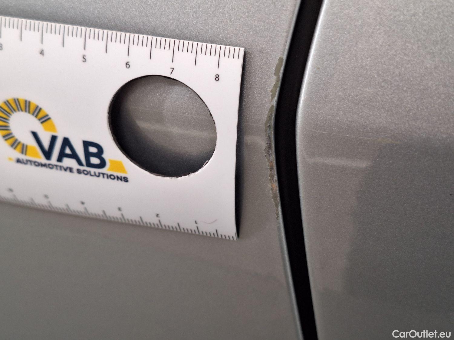  Mercedes  GLA Mercedes,  '20, Mercedes-Benz   200 d Business Solution 5d #27