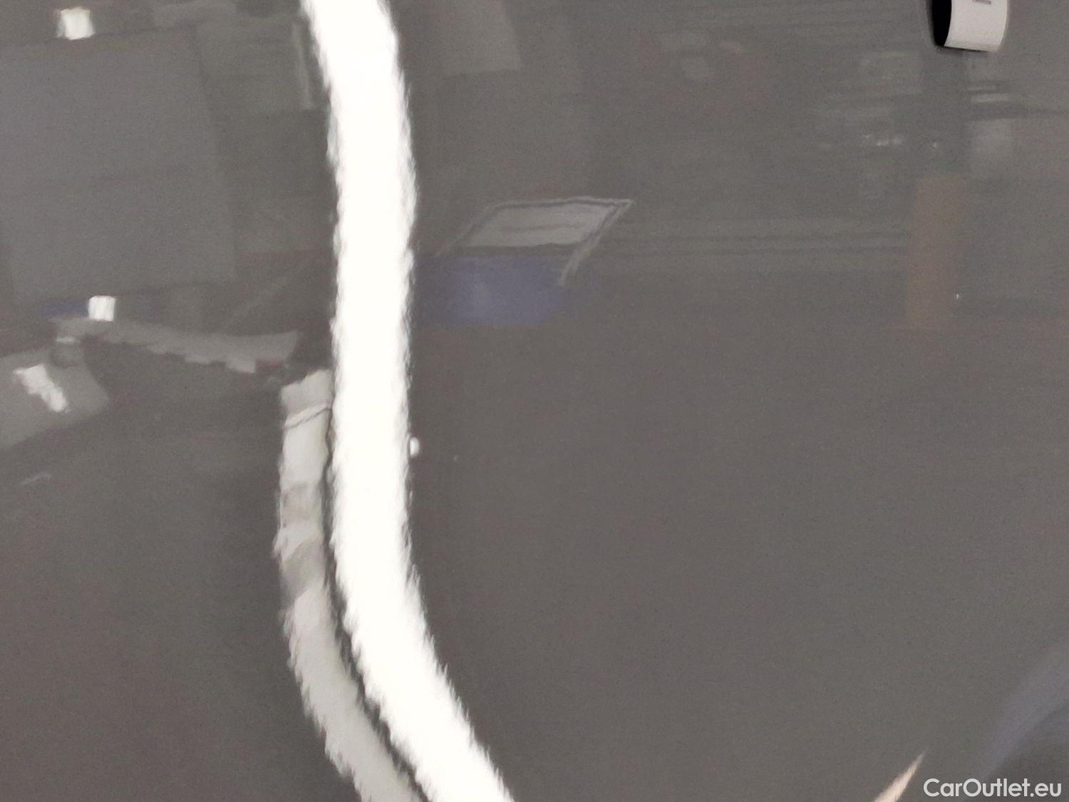  Mercedes  GLA Mercedes,  '20, Mercedes-Benz   200 d Business Solution 5d #44