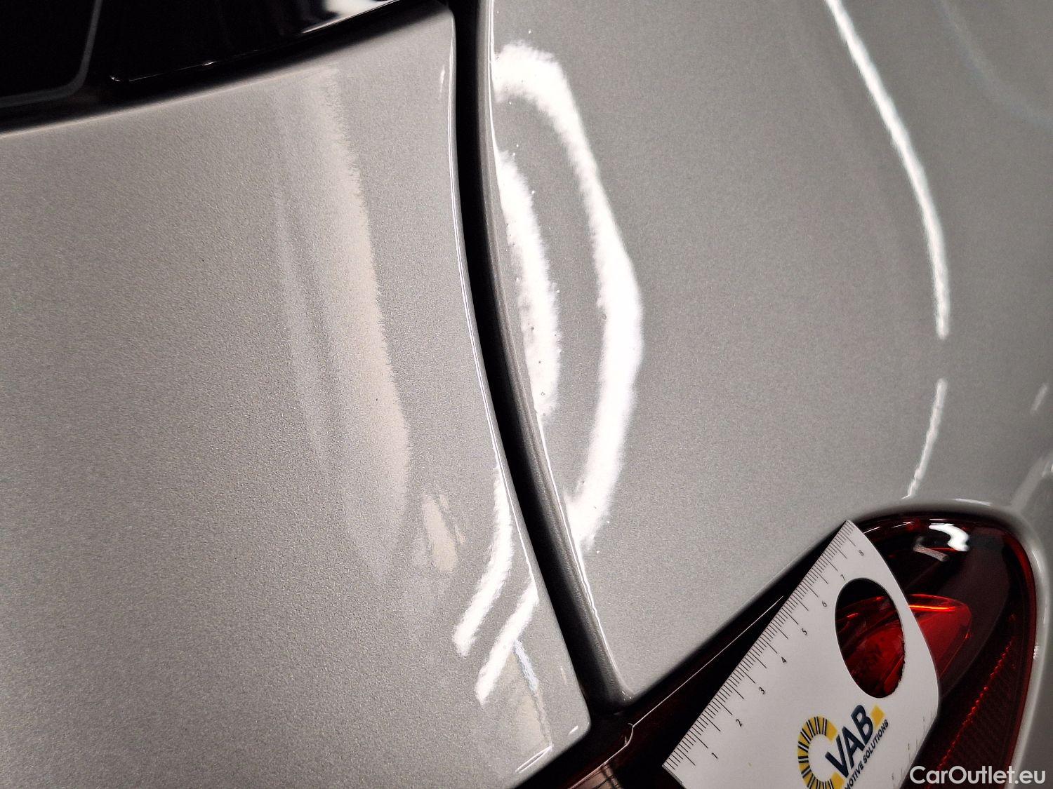  Mercedes  GLA Mercedes,  '20, Mercedes-Benz   200 d Business Solution 5d #33