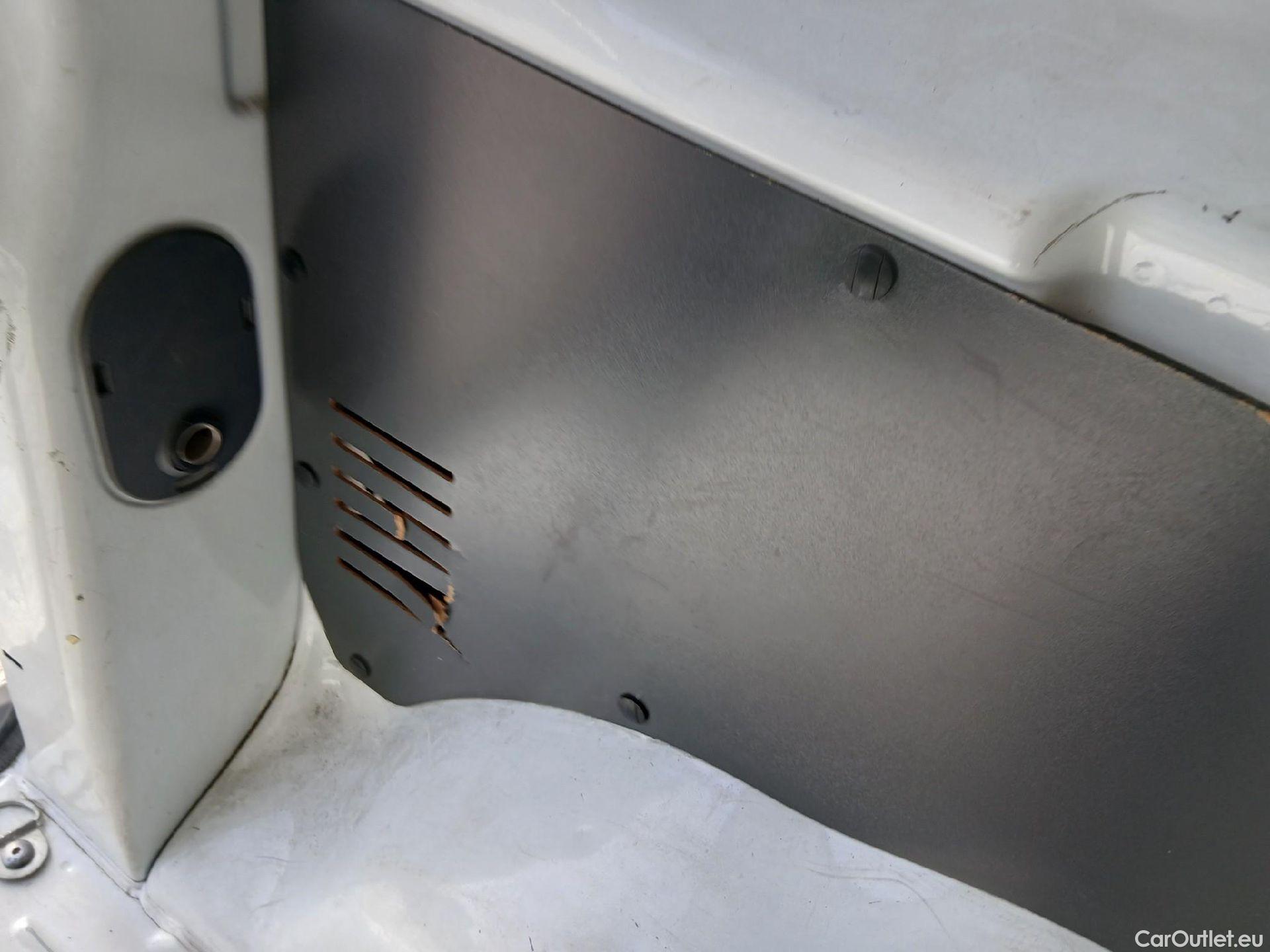  Opel  Vivaro OPEL  / 2019 / 4P / furgón 1.5 Diésel 74kW (100CV) M Std Express #16