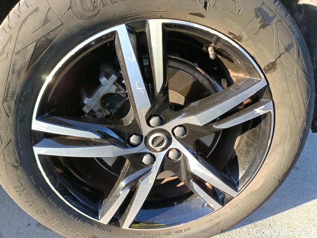  Volvo  XC60 VOLVO  / 2017 / 5P / todoterreno 2.0 T6 AWD Recharge R-Design Auto #8