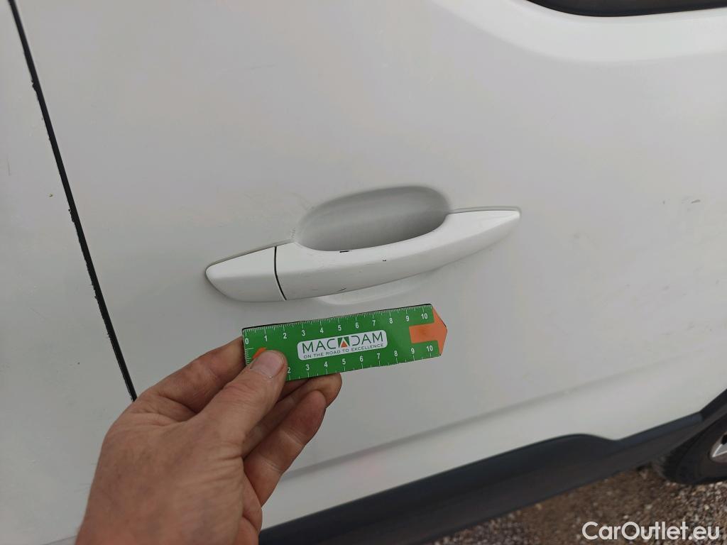  Peugeot  RIFTER PEUGEOT  / 2018 / 5P / monovolumen compacto Active Nav+ Standard BlueHDi 73kW #27