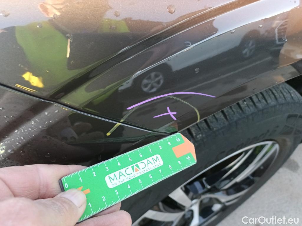  Volvo  XC60 VOLVO  / 2017 / 5P / todoterreno 2.0 T6 AWD Recharge R-Design Auto #29