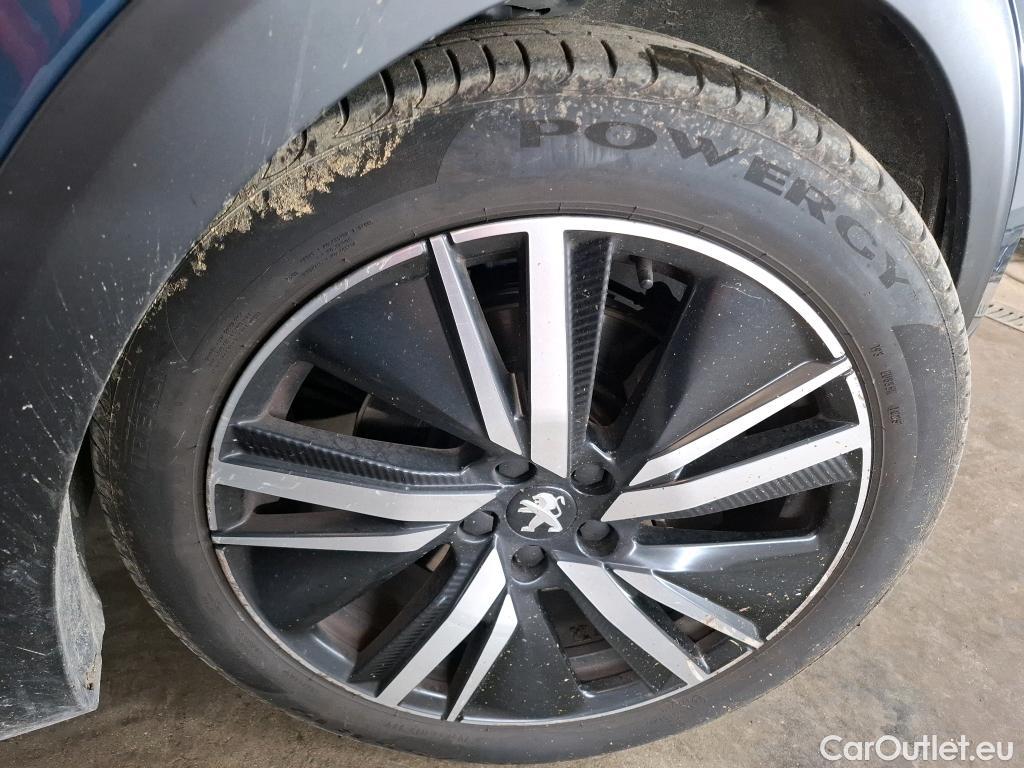  Peugeot  3008 PEUGEOT  / 2020 / 5P / SUV 1.6 HYBRID 225 E-EAT8 GT Pack #15