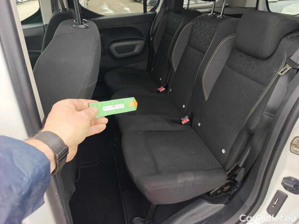  Peugeot  RIFTER PEUGEOT  / 2018 / 5P / monovolumen compacto Active Nav+ Standard BlueHDi 73kW #11