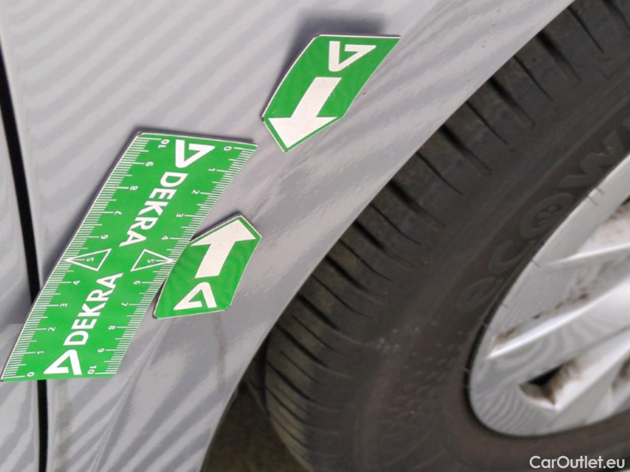  Skoda  Fabia  Ambition 1.0 MPI 80CV BVM5 E6d #10