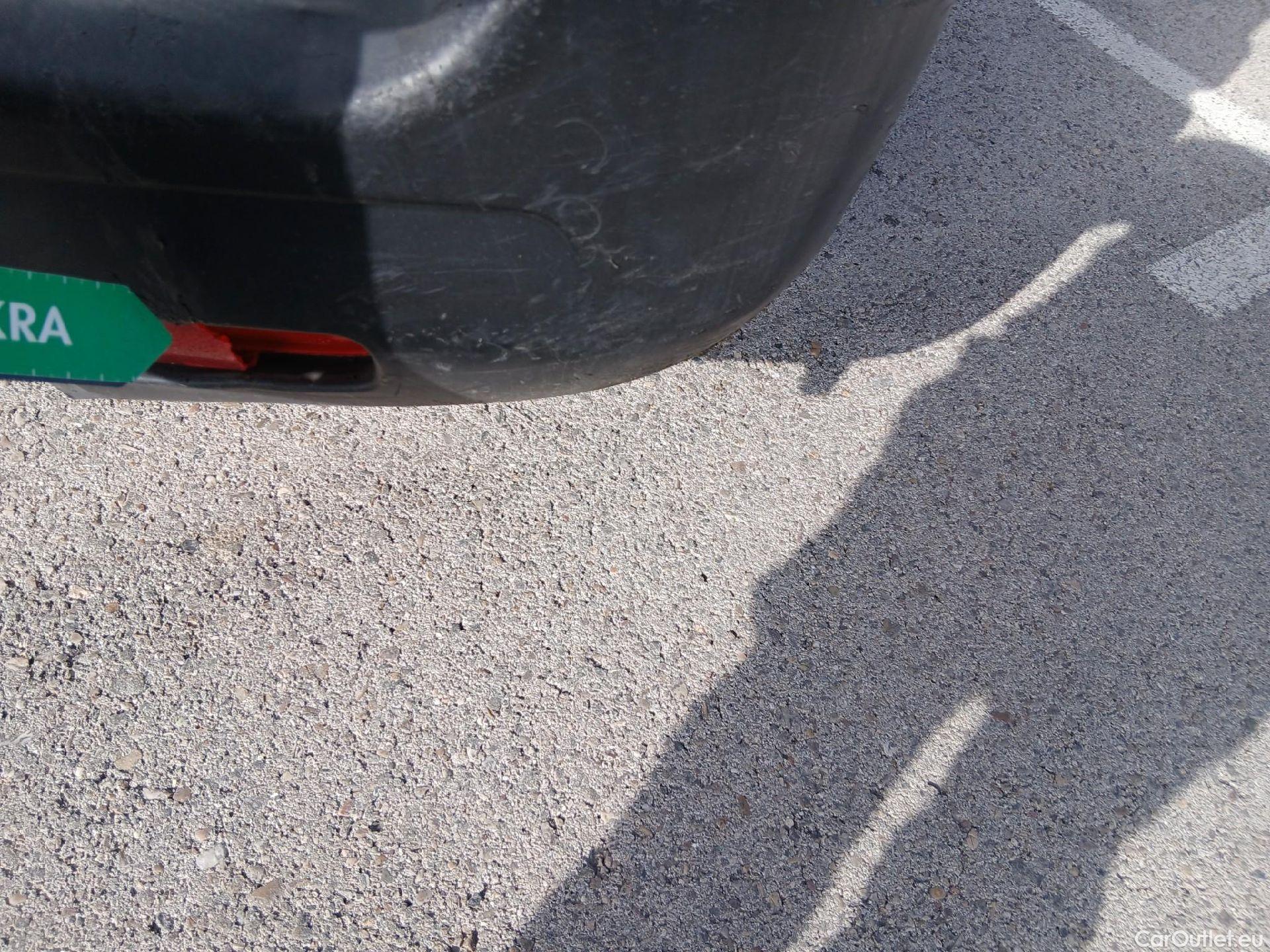  Opel  Vivaro OPEL  / 2019 / 4P / furgón 1.5 Diésel 74kW (100CV) M Std Express #44