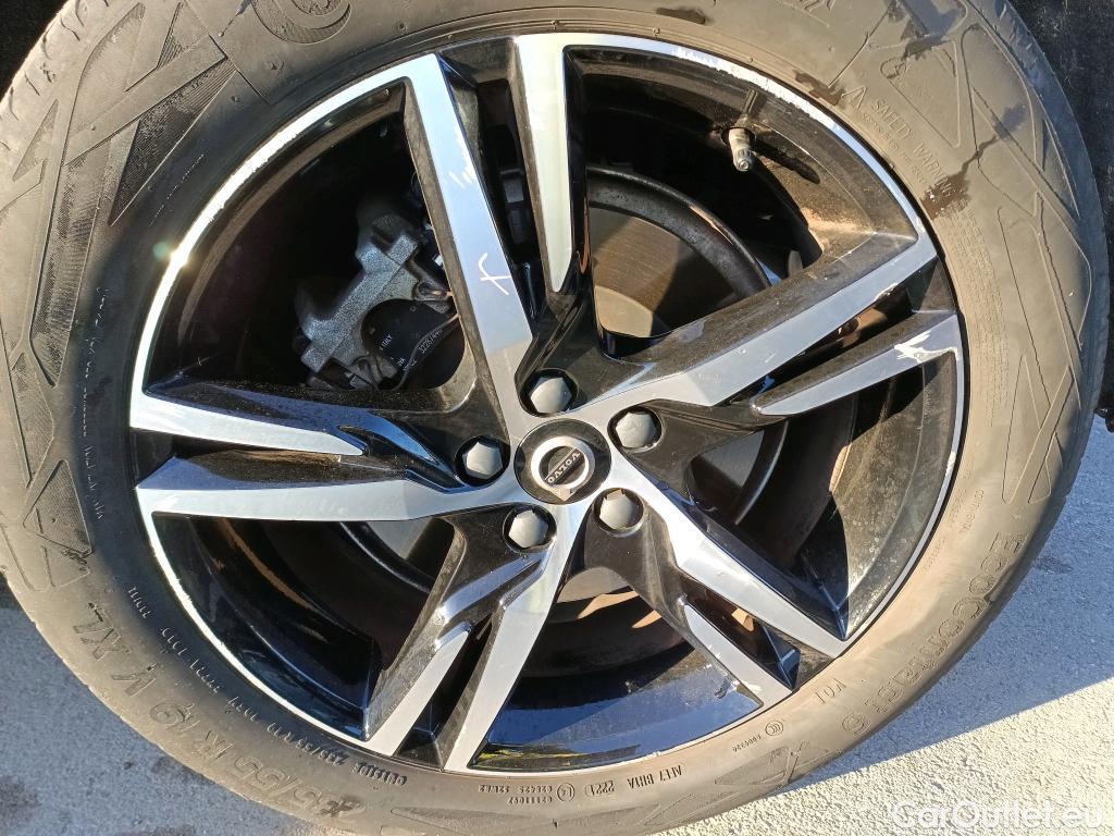  Volvo  XC60 VOLVO  / 2017 / 5P / todoterreno 2.0 T6 AWD Recharge R-Design Auto #9