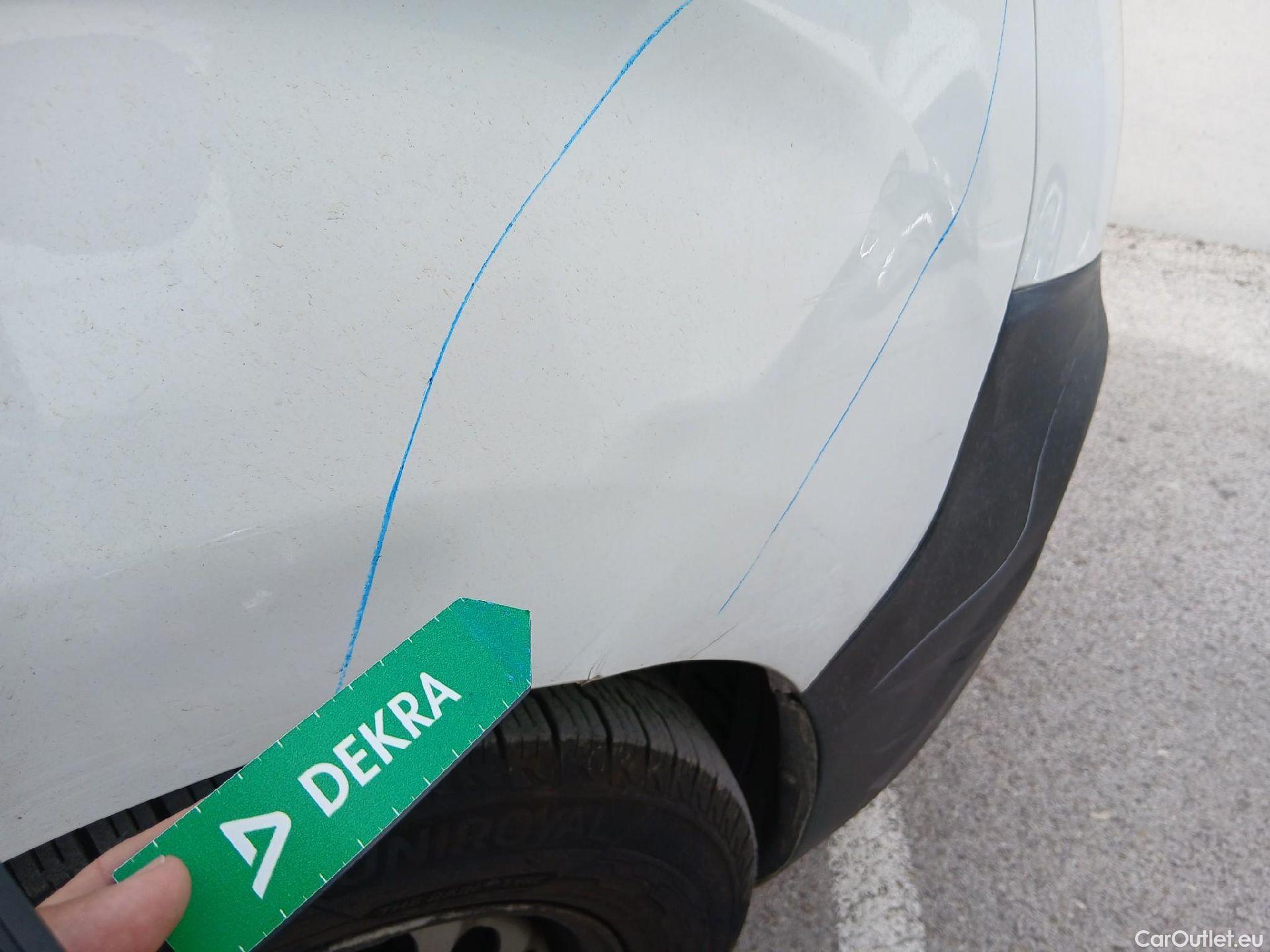  Opel  Vivaro OPEL  / 2019 / 4P / furgón 1.5 Diésel 74kW (100CV) M Std Express #44