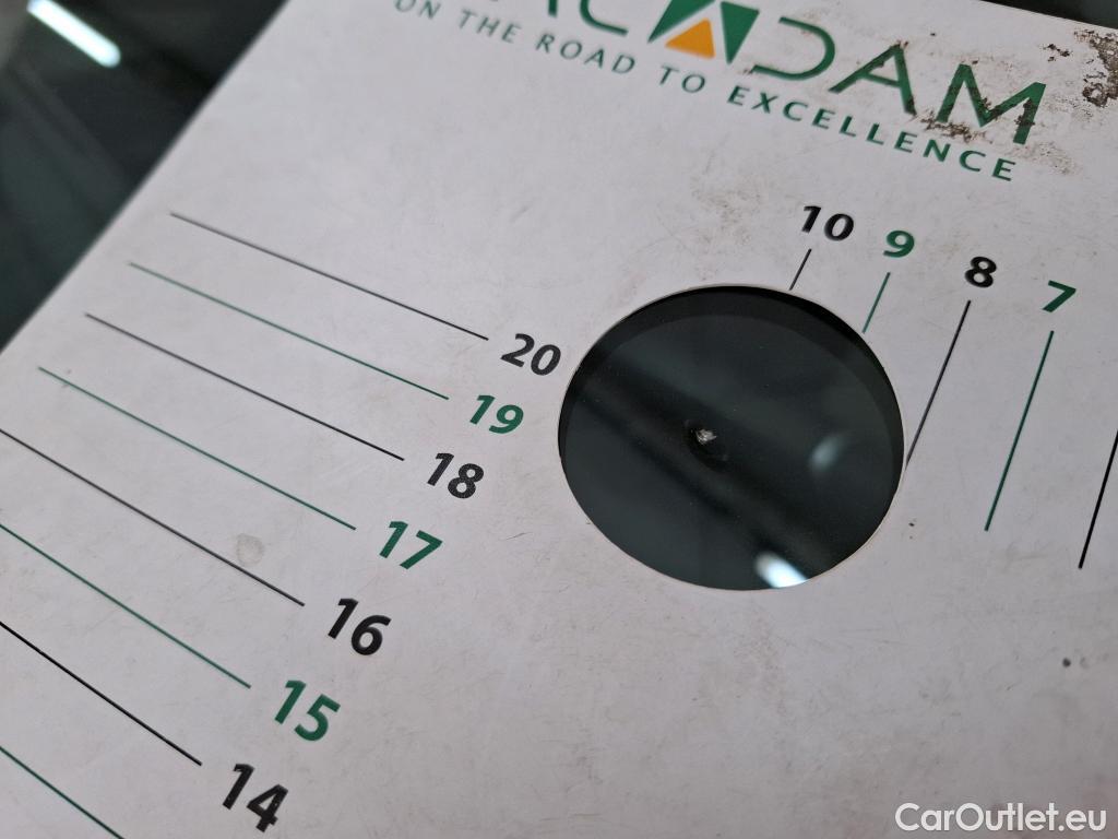  Peugeot  3008 PEUGEOT  / 2020 / 5P / SUV 1.6 HYBRID 225 E-EAT8 GT Pack #2