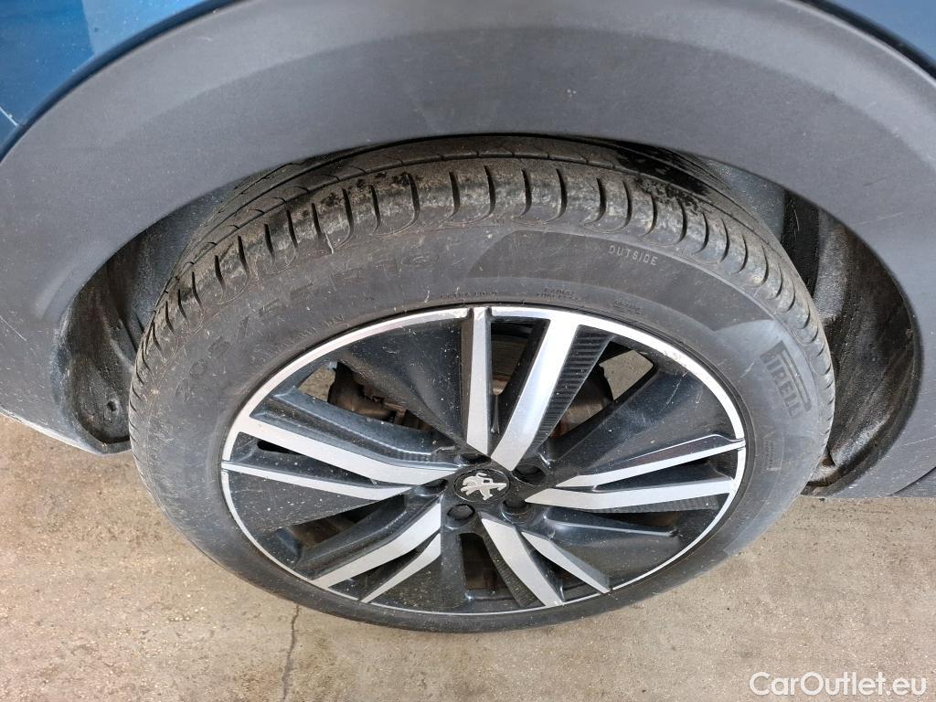  Peugeot  3008 PEUGEOT  / 2020 / 5P / SUV 1.6 HYBRID 225 E-EAT8 GT Pack #5