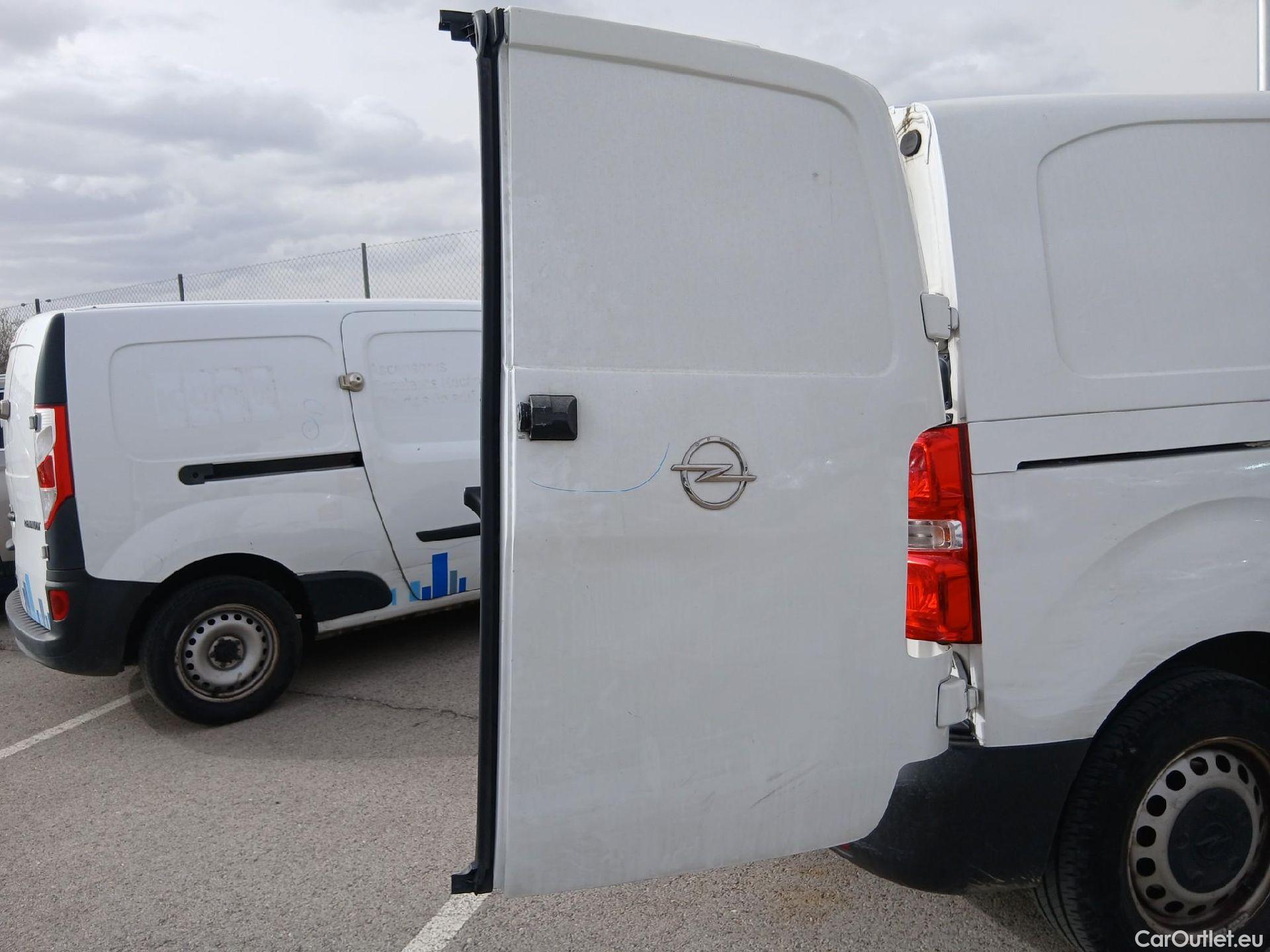  Opel  Vivaro OPEL  / 2019 / 4P / furgón 1.5 Diésel 74kW (100CV) M Std Express #34