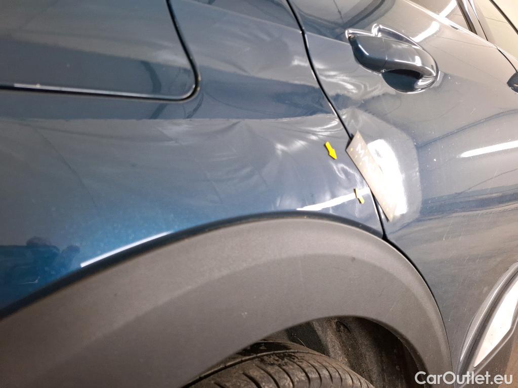  Peugeot  3008 PEUGEOT  / 2020 / 5P / SUV 1.6 HYBRID 225 E-EAT8 GT Pack #18