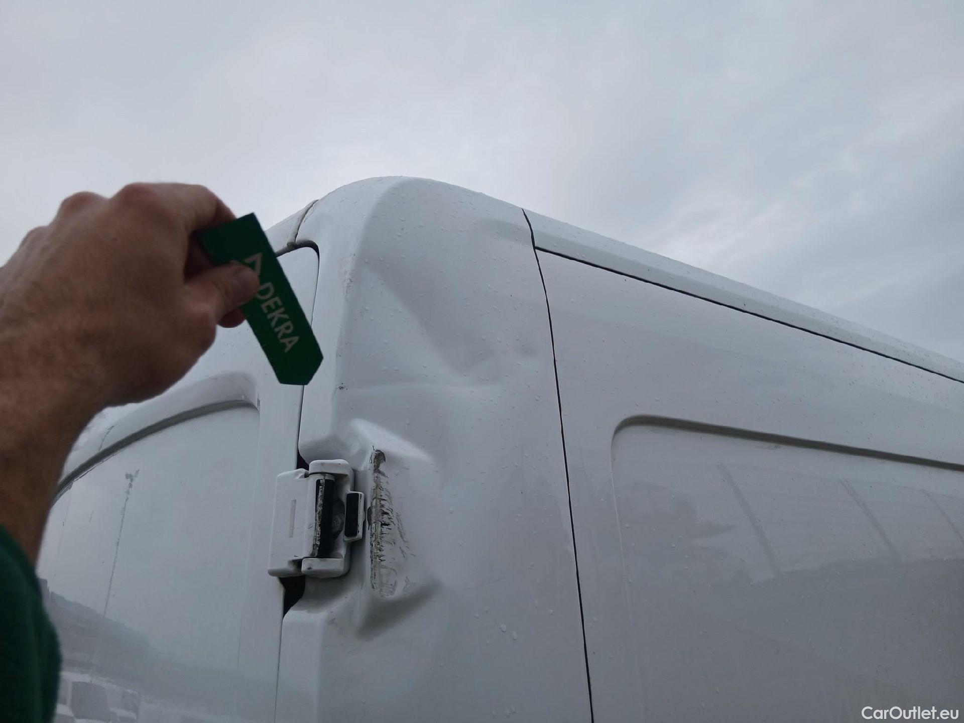  Ford  Transit FORD  / 2013 / 4P / furgón 310 77kW L3H2 Van Trend FWD #23