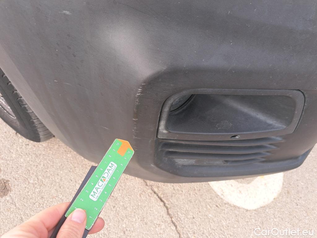  Citroen  Berlingo CITROEN  / 2018 / 4P / combi Talla M BlueHDi 100 LIVE (AC) #12