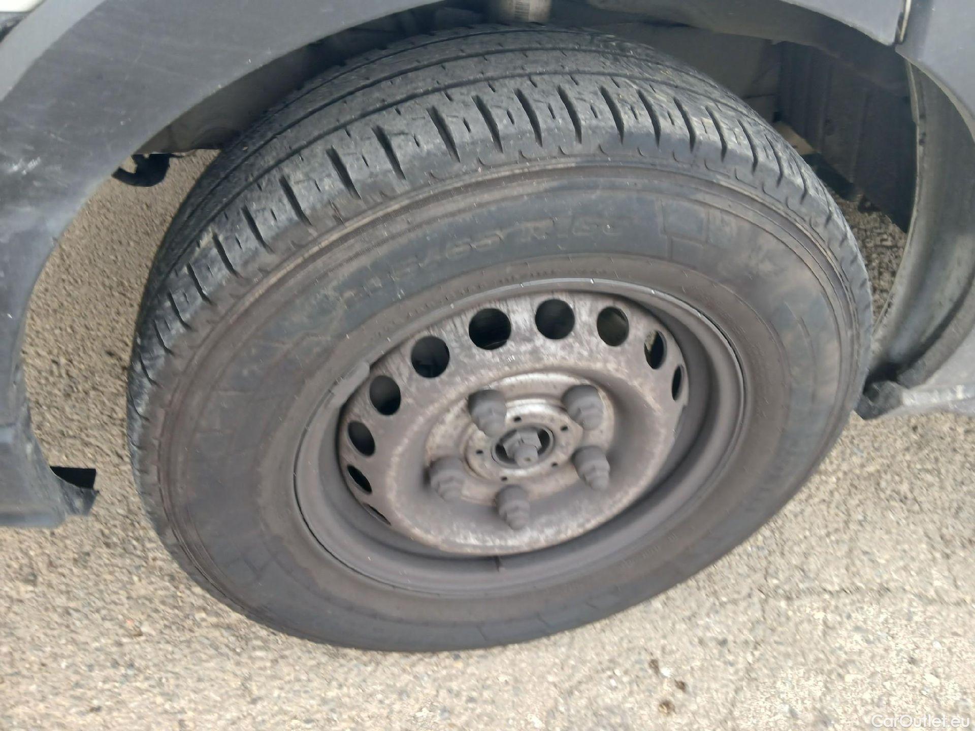  Ford  Transit FORD  / 2013 / 4P / furgón 310 77kW L3H2 Van Trend FWD #5