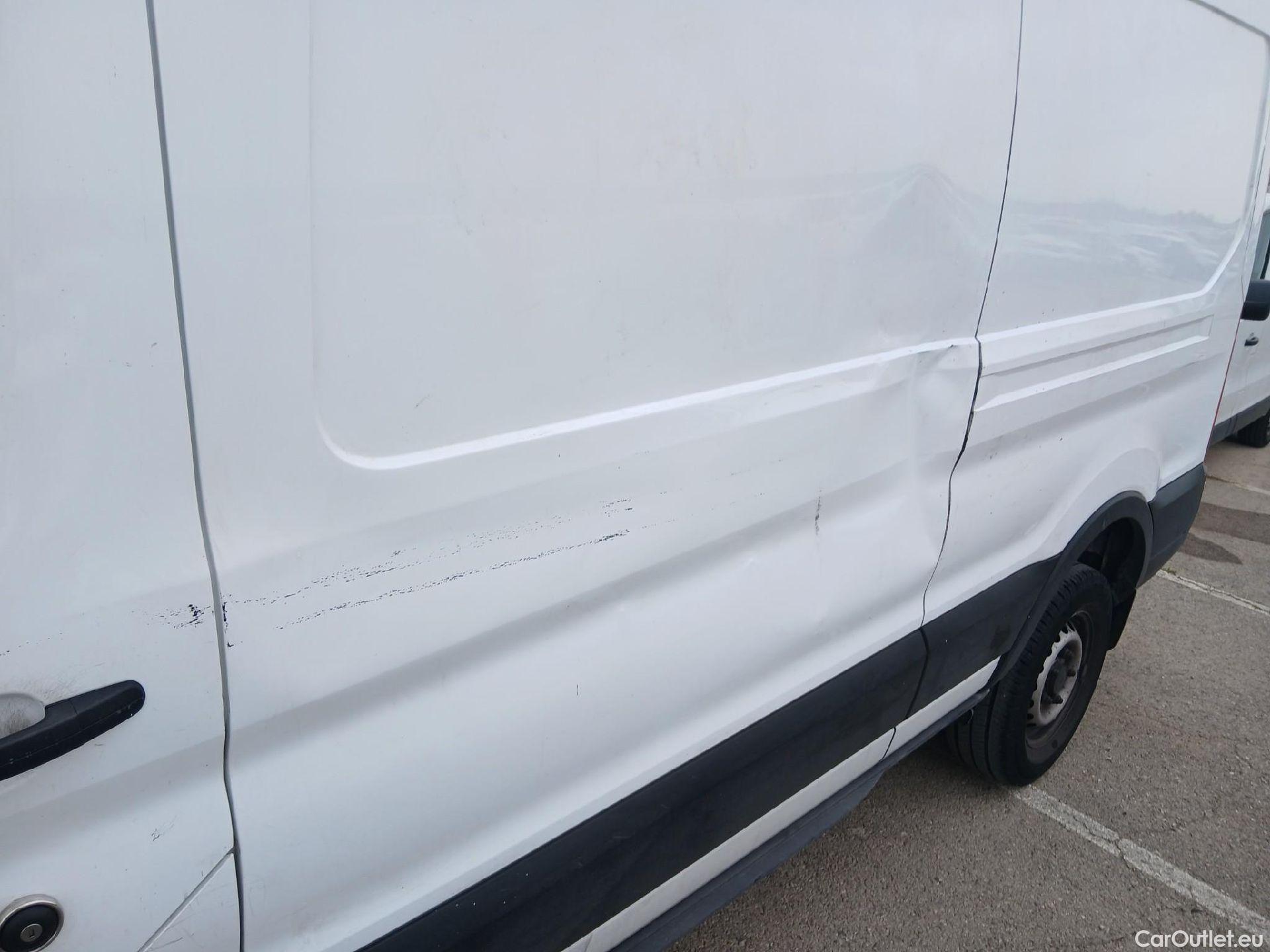  Ford  Transit FORD  / 2013 / 4P / furgón 310 77kW L3H2 Van Trend FWD #11