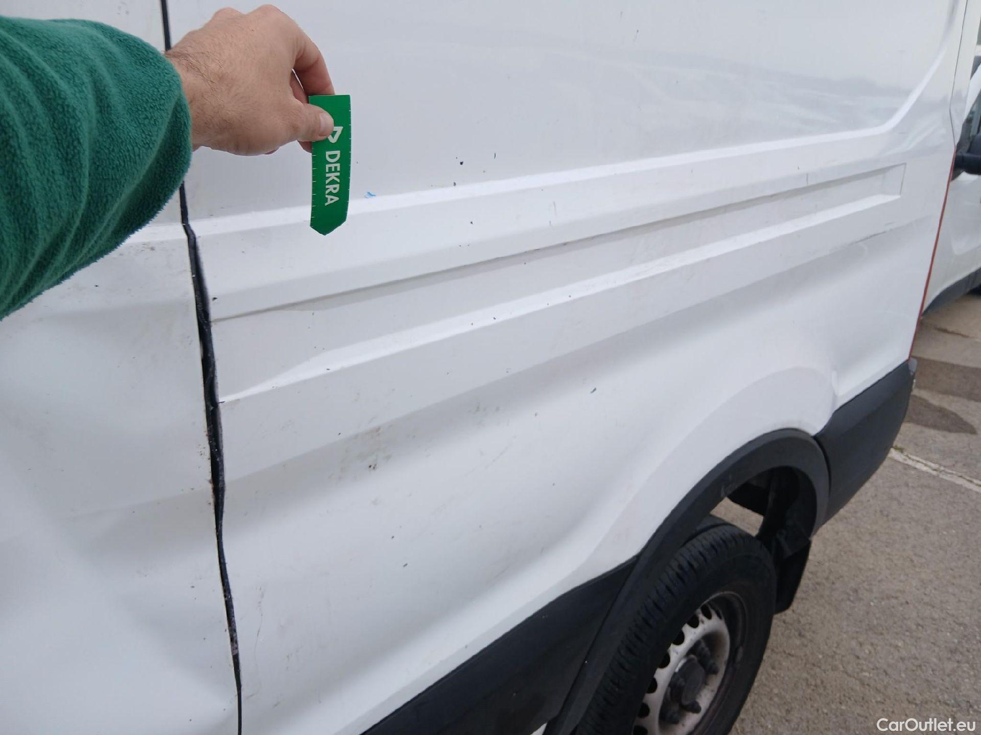  Ford  Transit FORD  / 2013 / 4P / furgón 310 77kW L3H2 Van Trend FWD #14