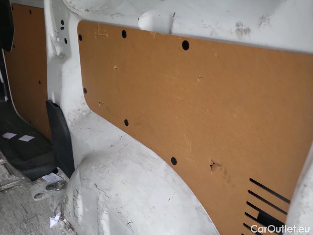  Citroen  Jumpy CITROEN  / 2016 / 4P / furgón Talla M BlueHDi 85KW (115CV) 6v Confort #29