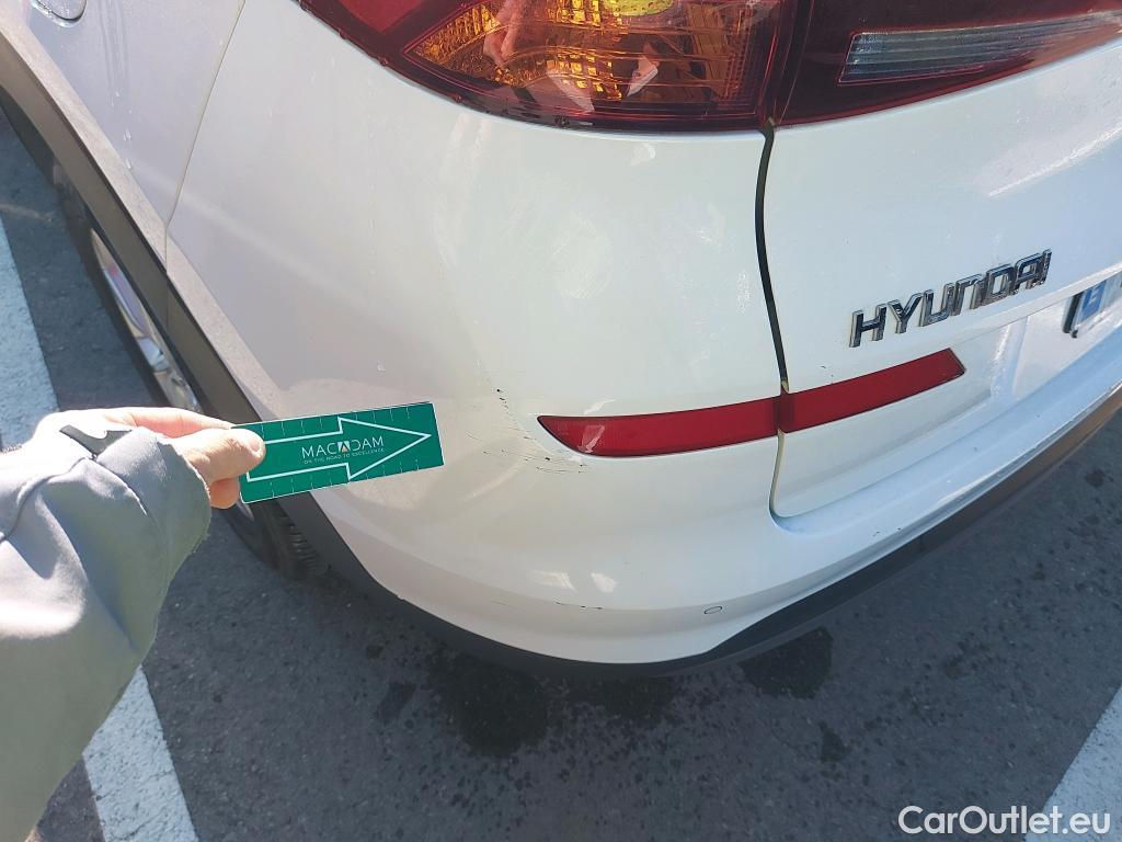  Hyundai  Tucson HYUNDAI  / 2018 / 5P / todoterreno  CRDI 1.6 116 CV 48V 4X2 SLE(SP)(SL) #17