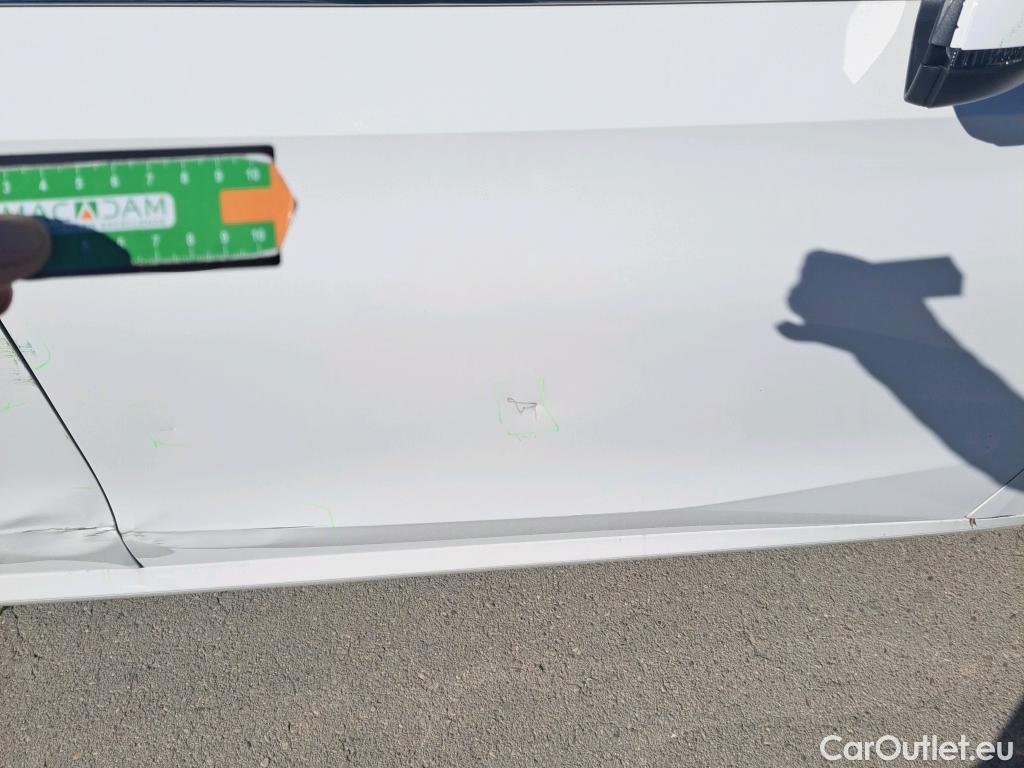  Skoda  Fabia SKODA  / 2021 / 5P / berlina con portón 1.0 TSI 70kW (95CV) Ambition (AC2) #11