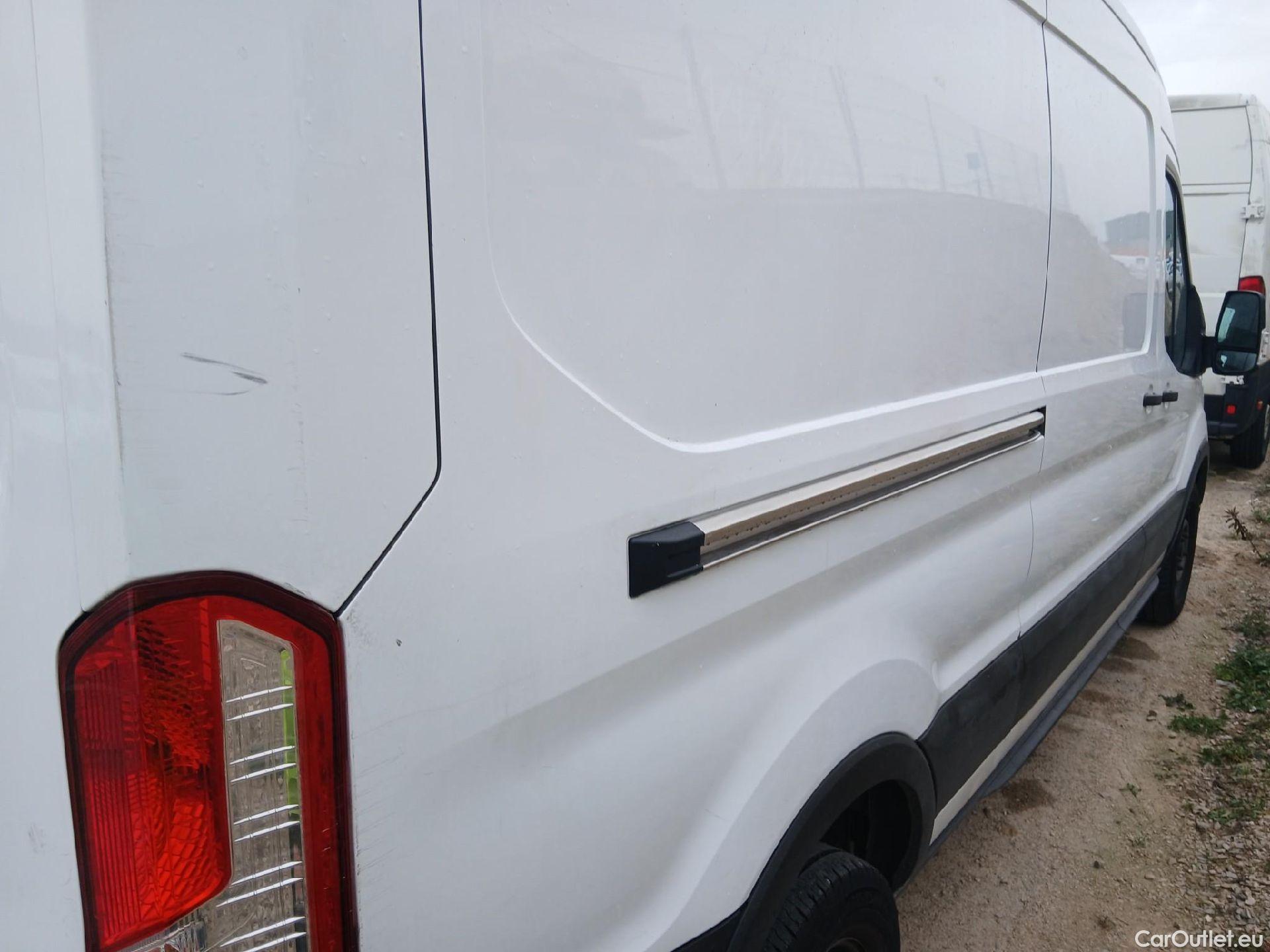  Ford  Transit FORD  / 2013 / 4P / furgón 310 77kW L3H2 Van Trend FWD #21