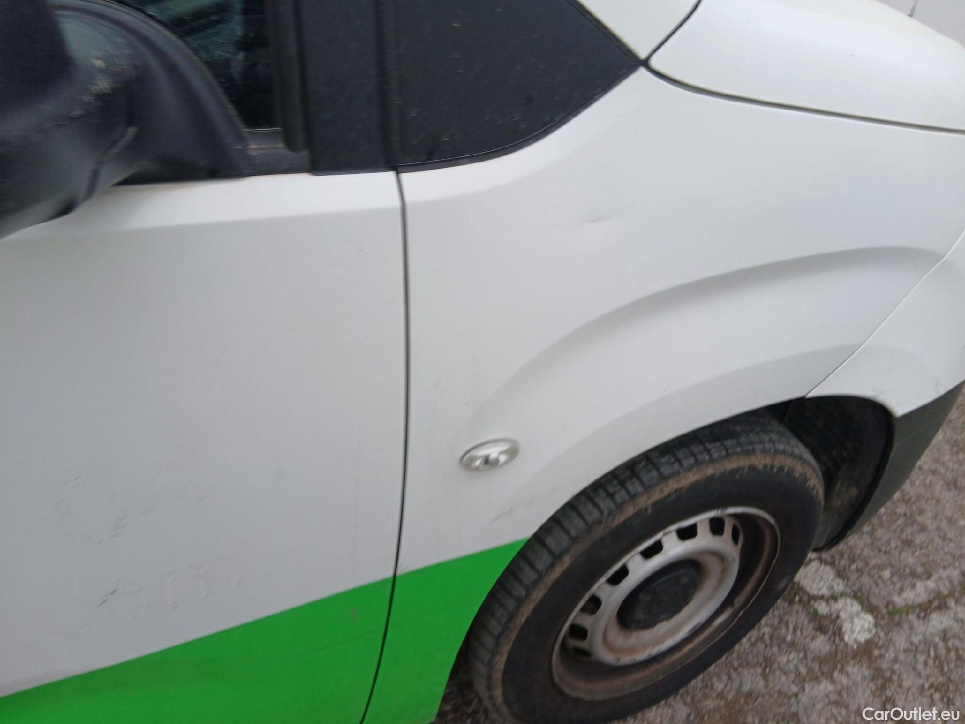  Toyota  Proace TOYOTA  City/2020/4P/furgón derivado de turismo 1.5D 75kW (100CV) GX 650kg Media #41