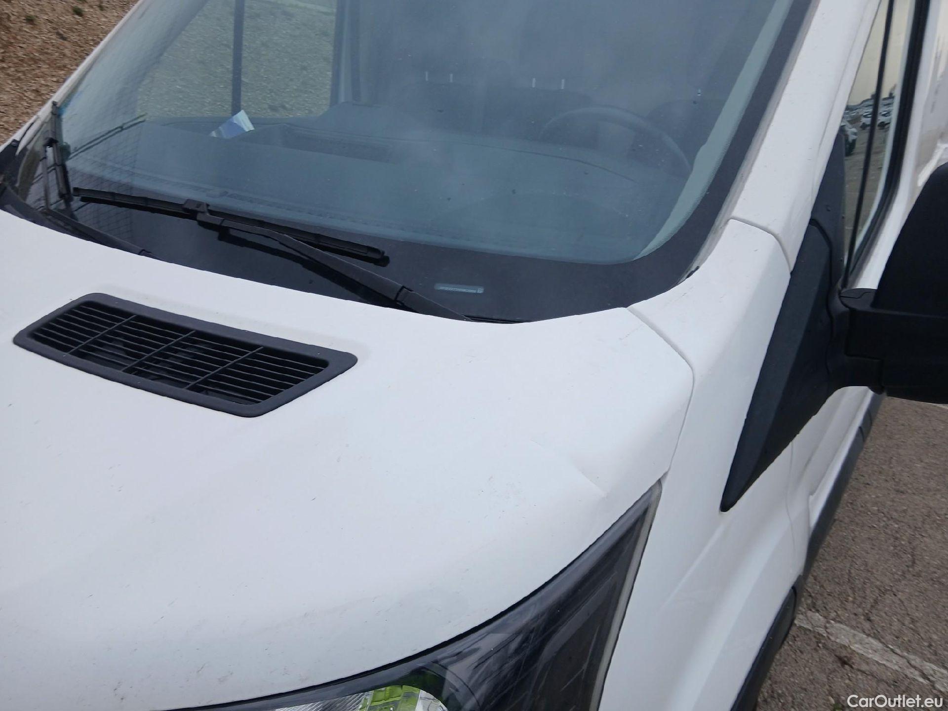  Ford  Transit FORD  / 2013 / 4P / furgón 310 77kW L3H2 Van Trend FWD #4