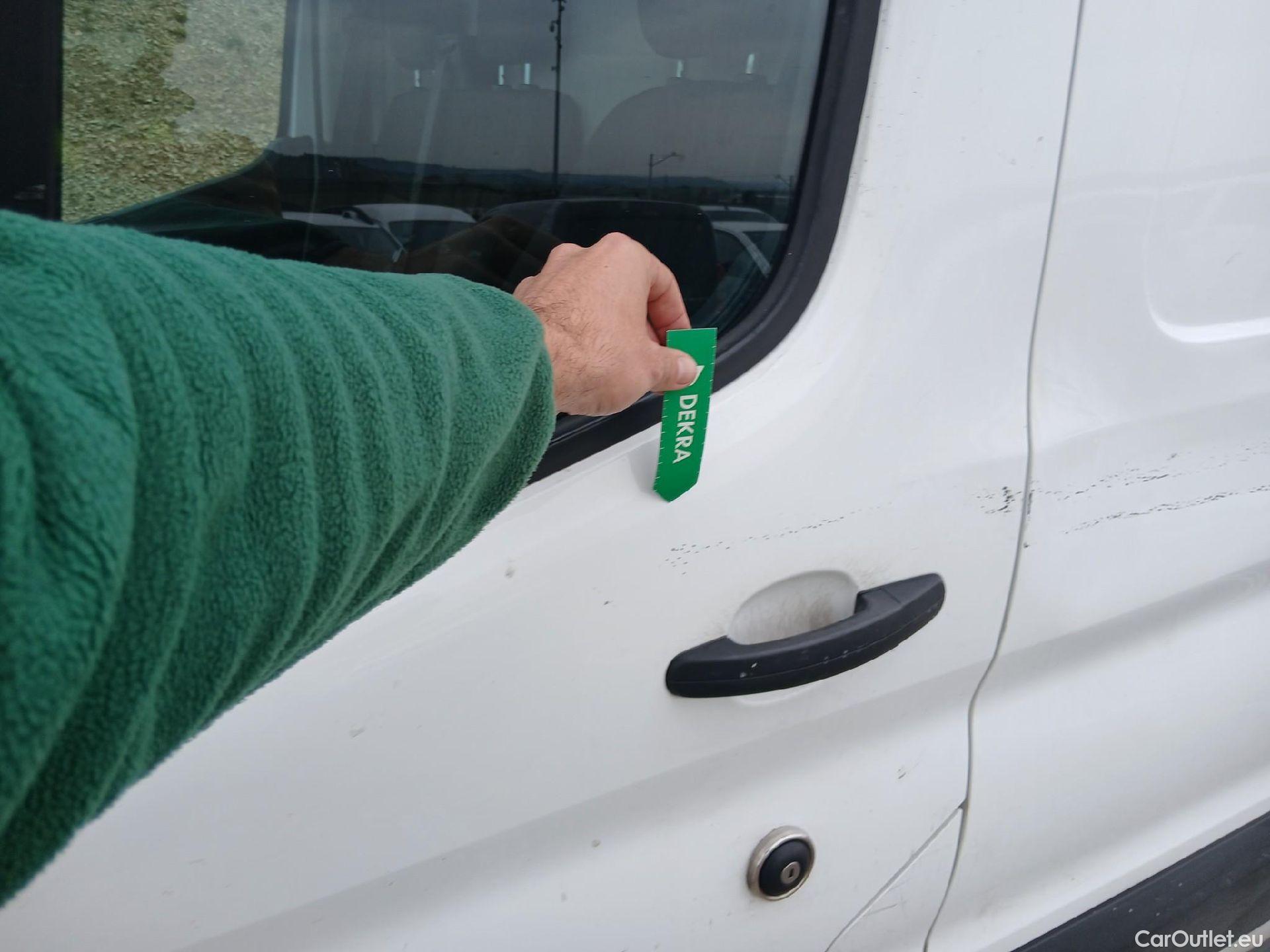  Ford  Transit FORD  / 2013 / 4P / furgón 310 77kW L3H2 Van Trend FWD #9