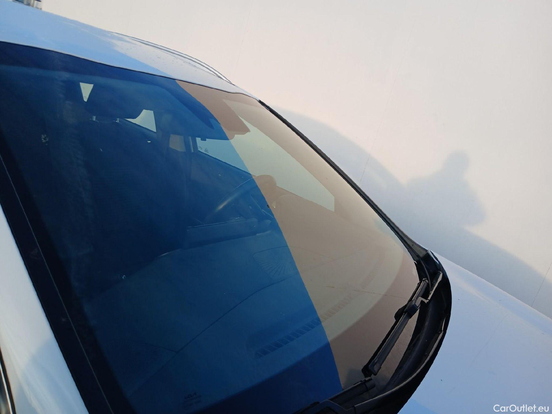  KIA  XCeed KIA  / 2019 / 5P / todoterreno 1.0 T-GDi Drive 88kW (120CV) #2