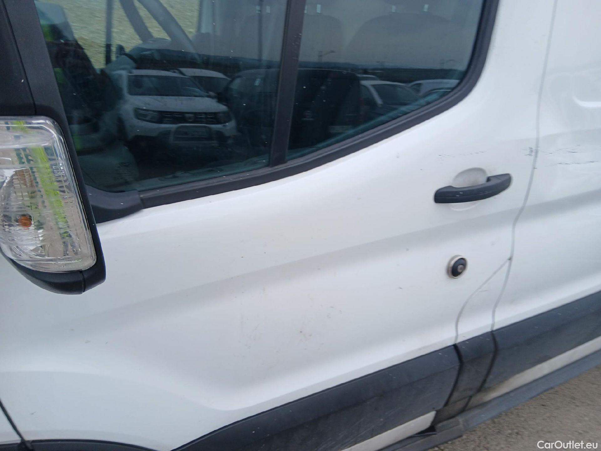  Ford  Transit FORD  / 2013 / 4P / furgón 310 77kW L3H2 Van Trend FWD #10