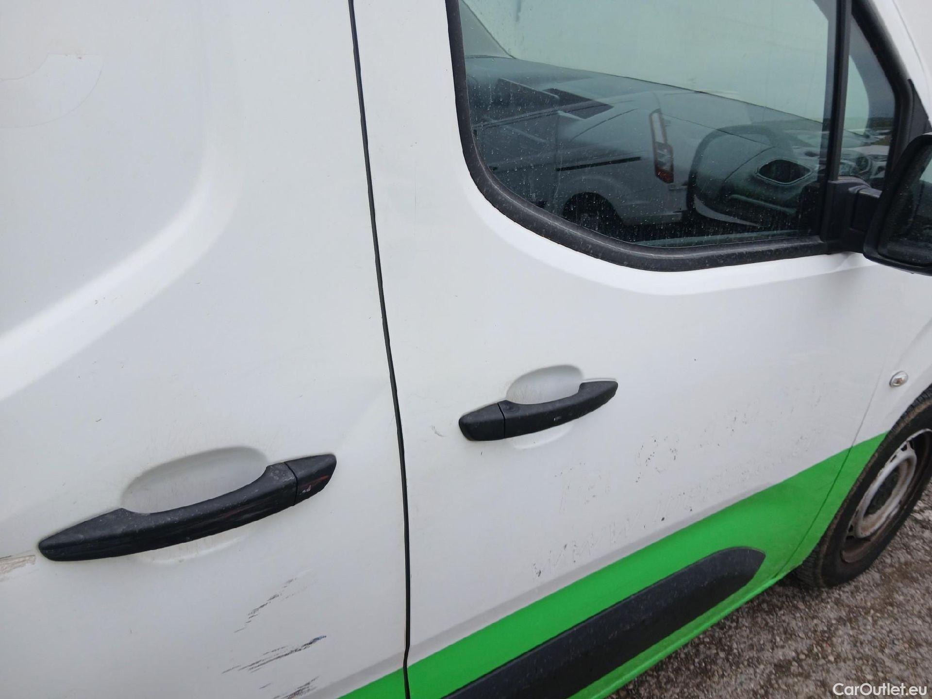  Toyota  Proace TOYOTA  City/2020/4P/furgón derivado de turismo 1.5D 75kW (100CV) GX 650kg Media #38