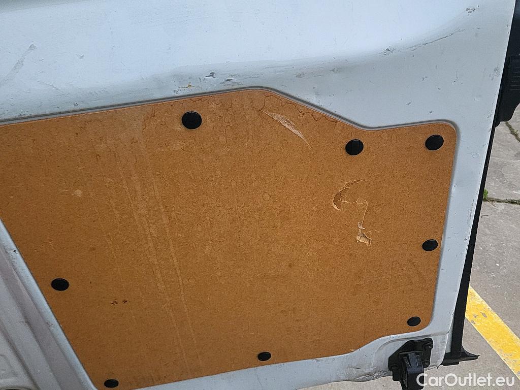  Citroen  Jumpy CITROEN  / 2016 / 4P / furgón Talla M BlueHDi 85KW (115CV) 6v Confort #27