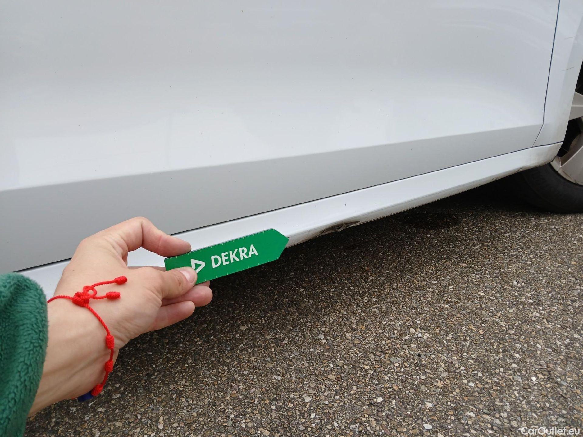  Skoda  Octavia SKODA  / 2020 / 5P / familiar Combi 2.0 TDI 110kW(150CV) DSG Ambition #30