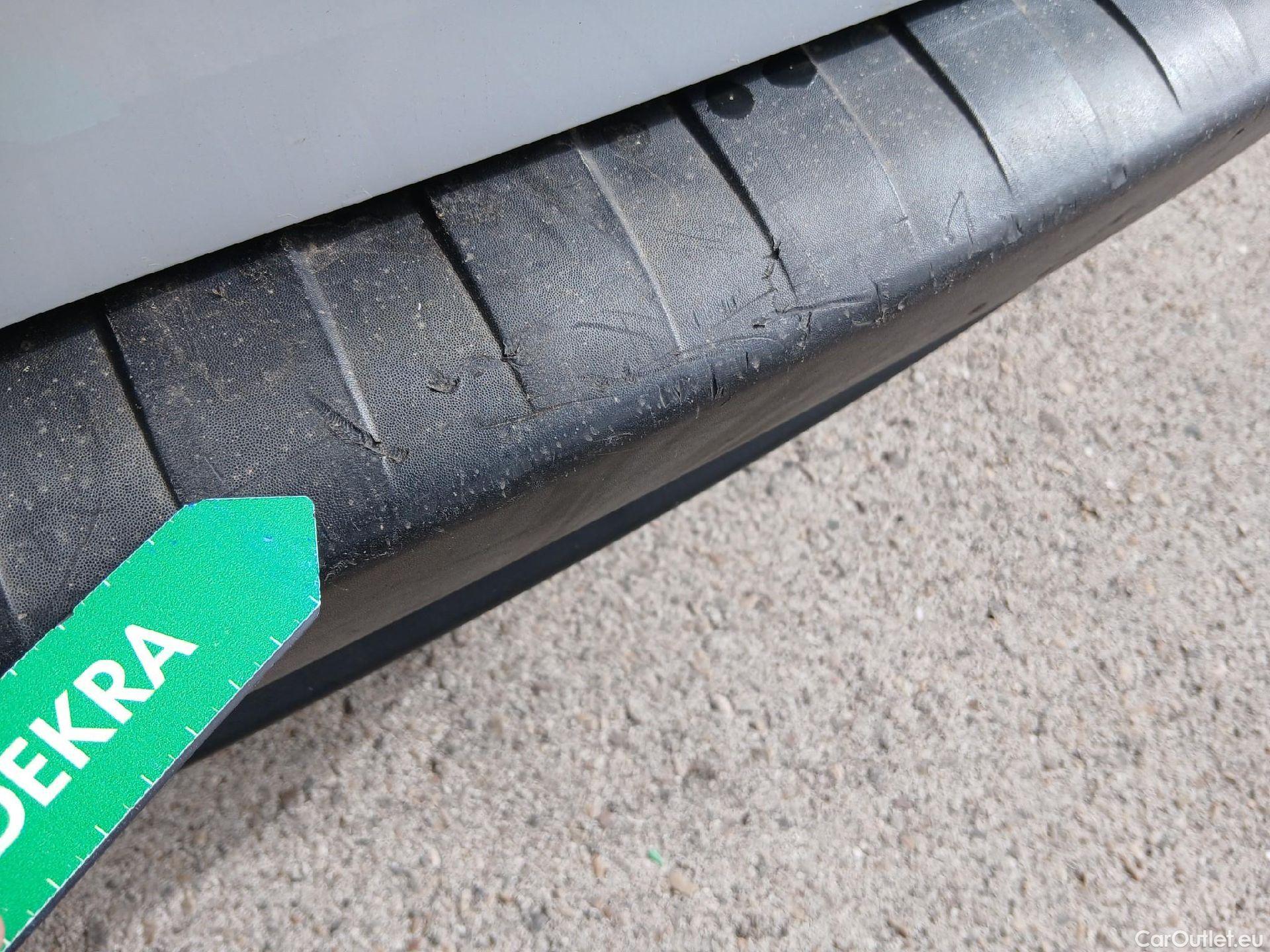  Mercedes  Citan MERCEDES-BENZ  / 2012 / 4P / furgón derivado de turismo 109 CDI Furgón Largo #15